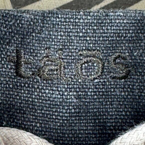 Taos STAR Sneakers Size 7 - Picture 10 of 13